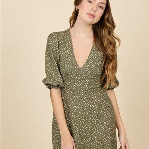 Park & Fifth Green Polka Dot V Neck Midi Dress